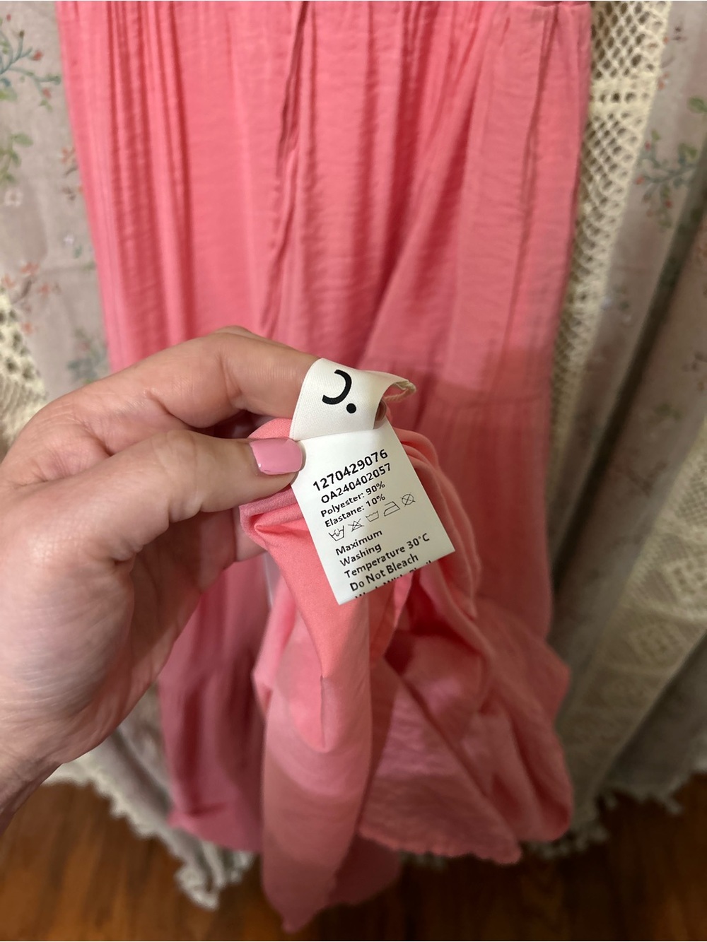 Commense Back Smocking Design Tiered Cami Chiffon Midi Dress NWT – Small - Picture 4 of 5